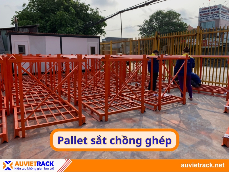 Pallet sắt chồng ghép 